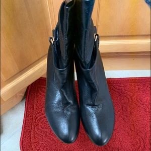 DKNY Ankle Boots